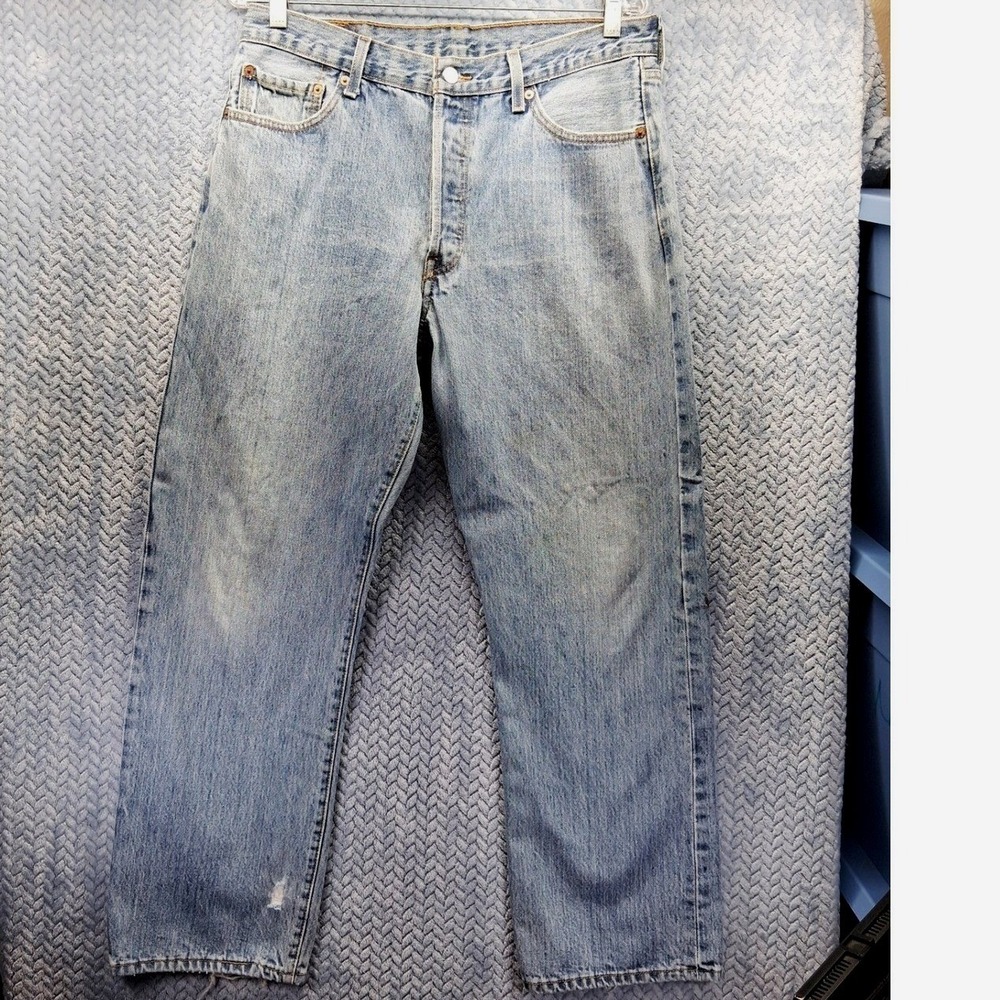Levis 501 Mens Light Wash Straight Leg Button Fly Denim Jeans W35 L30‎ 2008